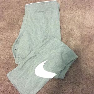 Grey Nike workout leggings